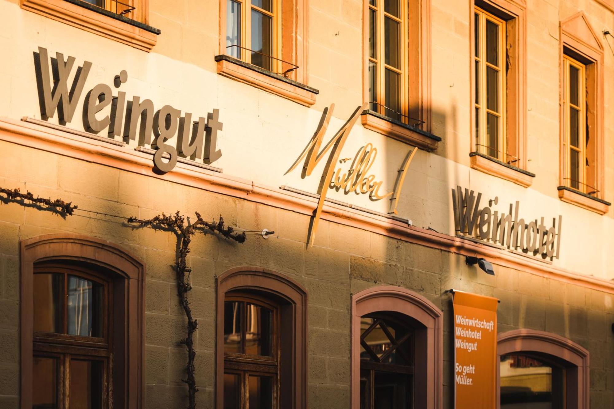 Muller! Das Weingut & Weinhotel Hammelburg Esterno foto